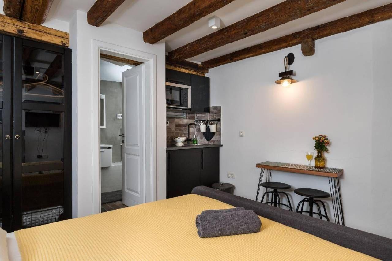 Private Accommodion Linda Studio Ντουμπρόβνικ Εξωτερικό φωτογραφία